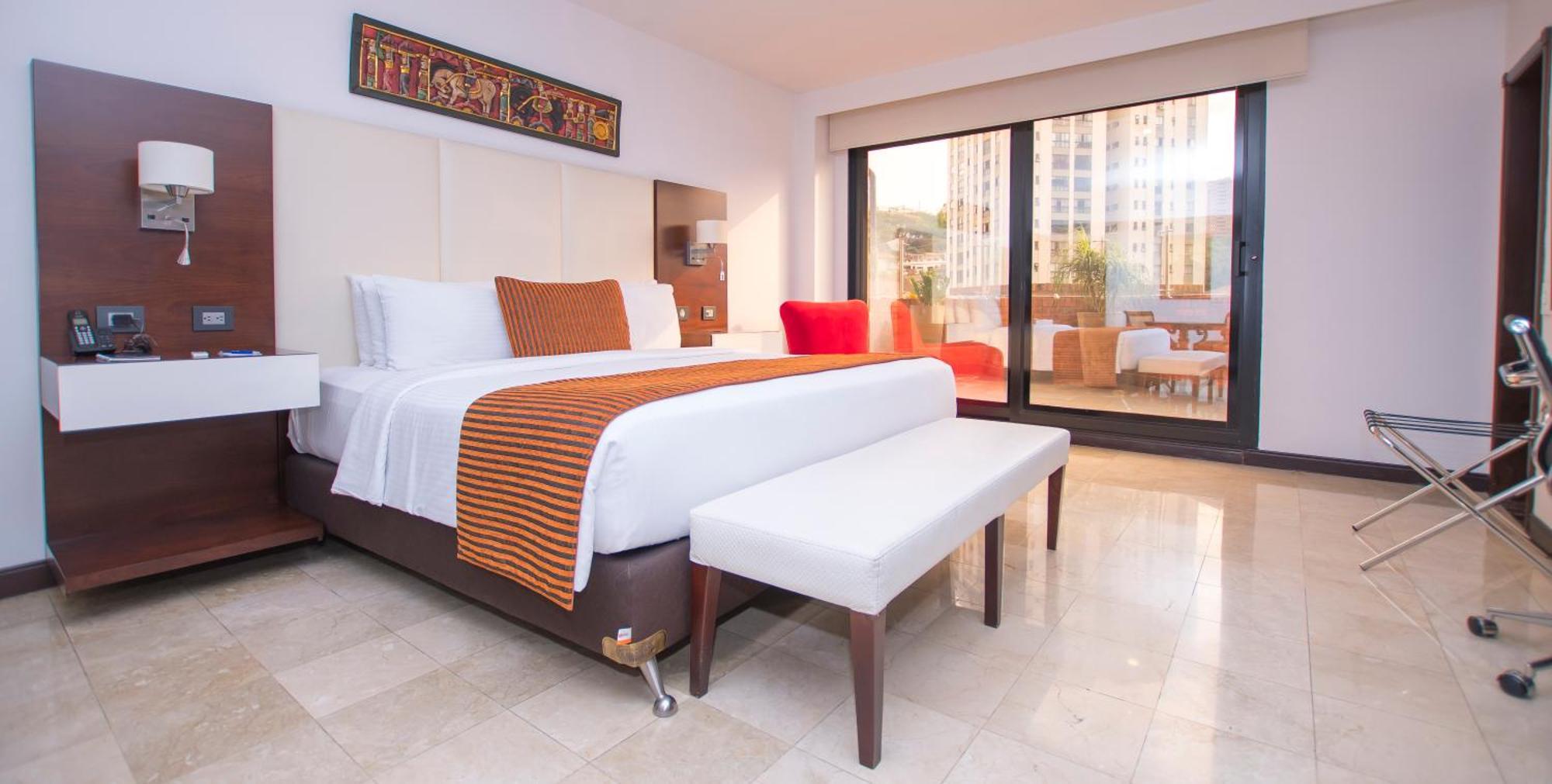 Hotel Dann Carlton